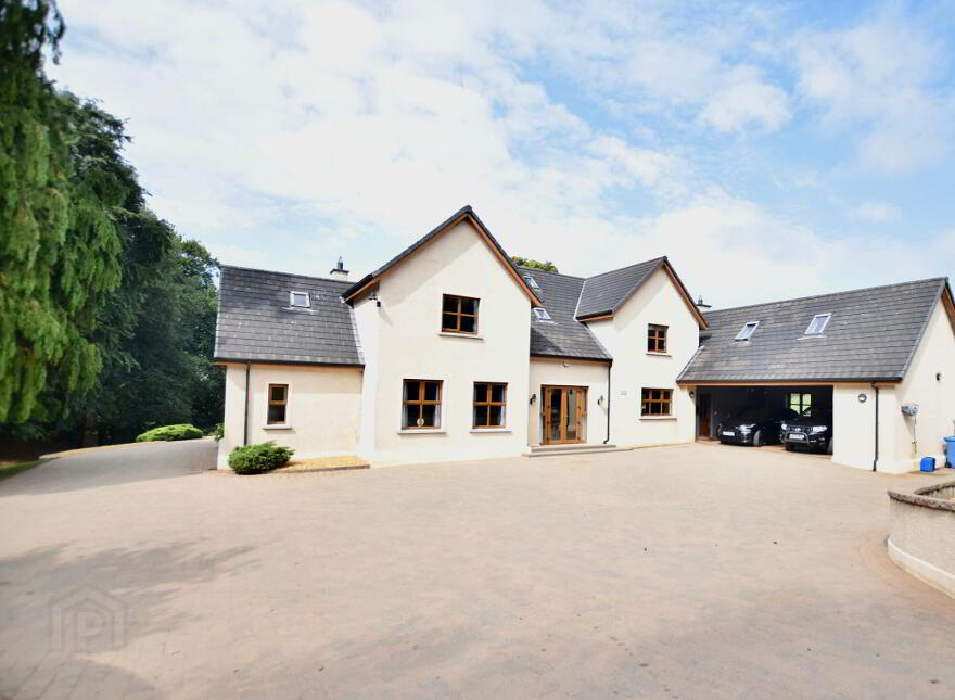 55 Killygarvan Road, Cookstown, BT80 9BG