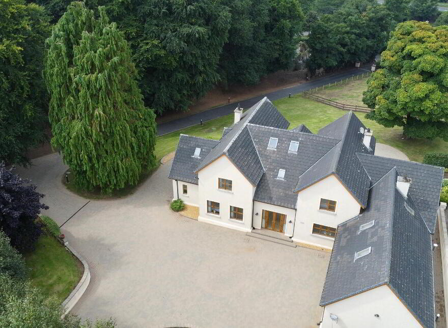 55 Killygarvan Road, Cookstown, BT80 9BG