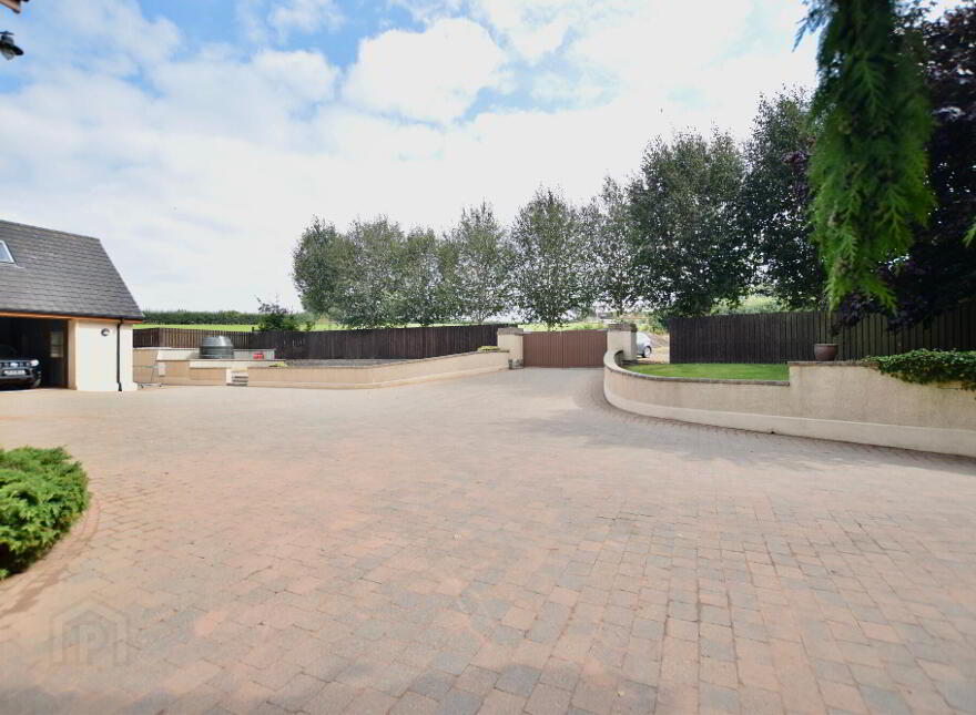 55 Killygarvan Road, Cookstown, BT80 9BG