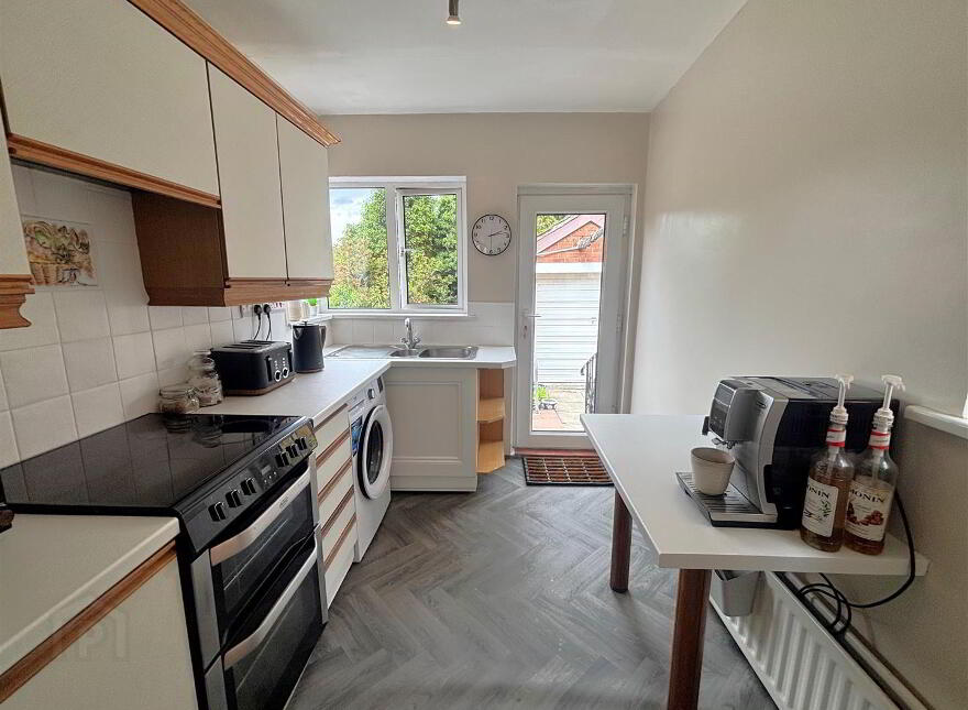 27 Mountainview Park, Belfast, BT14 7GT