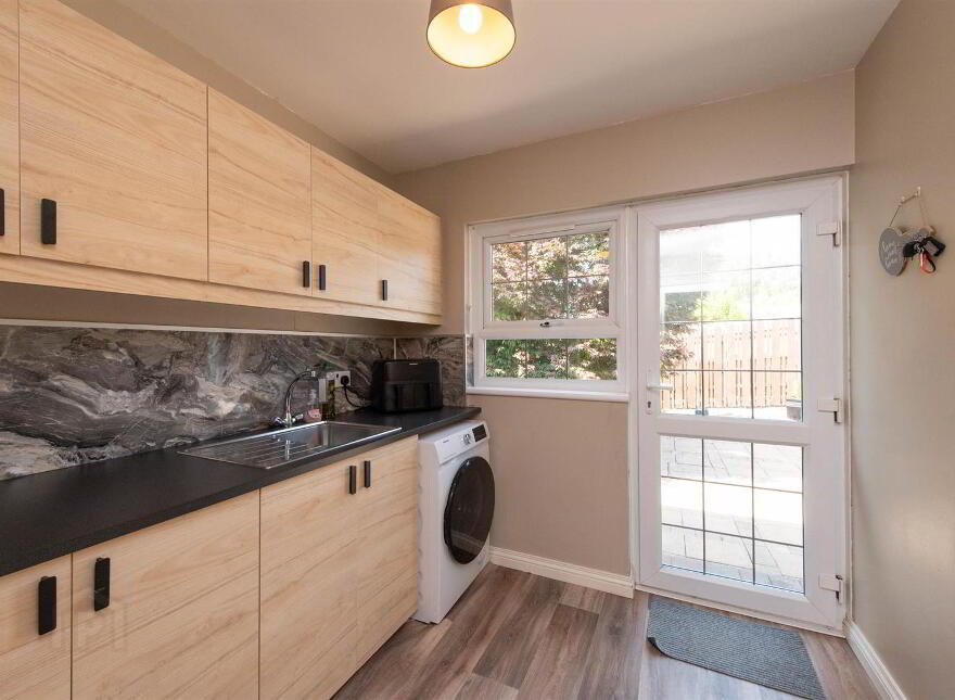 24 Scaddy Road, Downpatrick, BT30 9BP