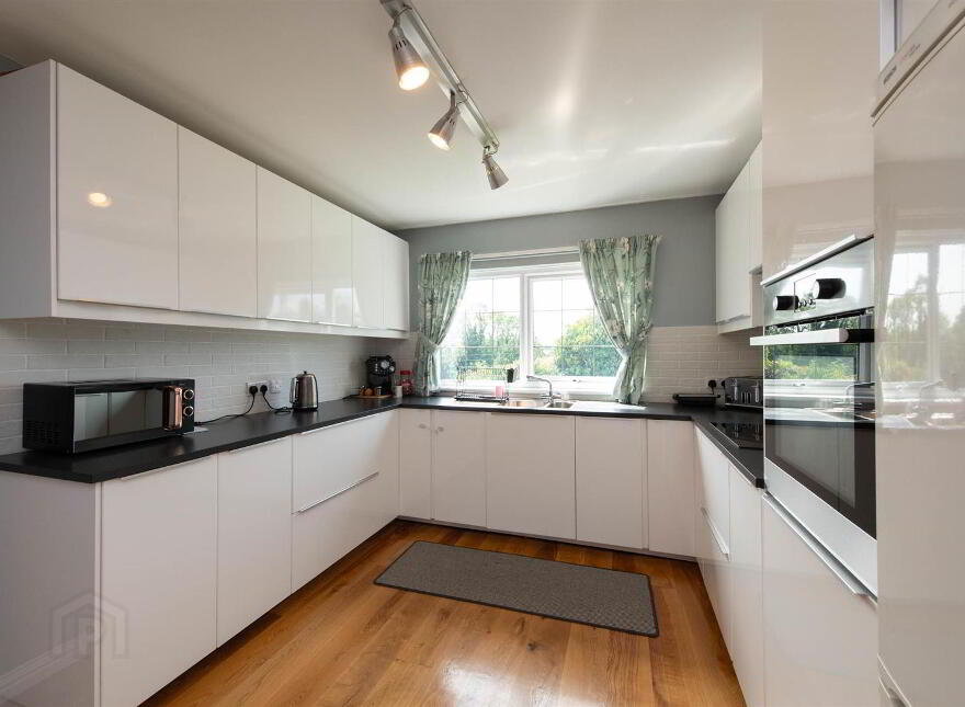 24 Scaddy Road, Downpatrick, BT30 9BP