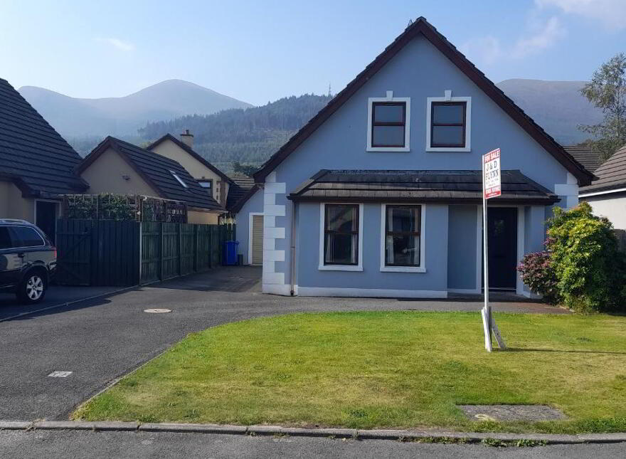 2 Tullybrannigan Drive, Newcastle, BT33 0TU photo