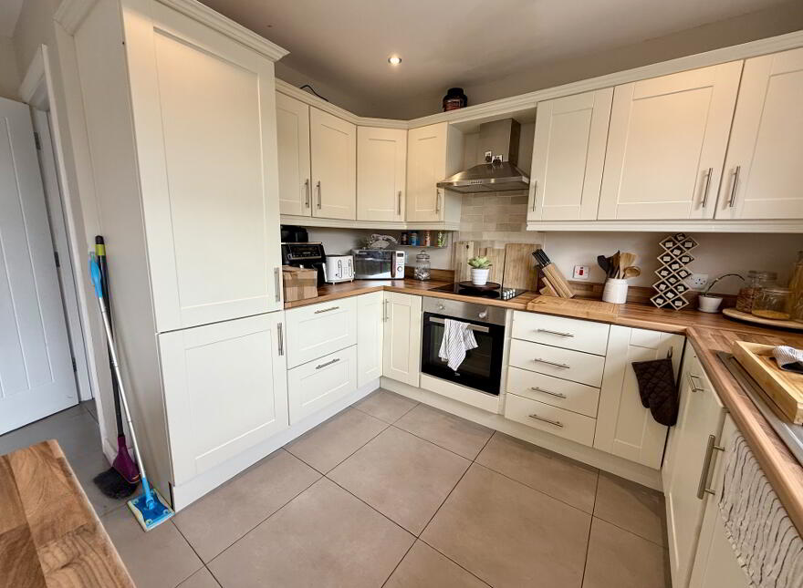 12 Neills Avenue, Loughgilly, BT60 2DA