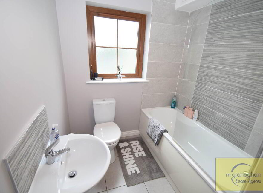 5 Willow Park, Dunmurry, Belfast, BT17 9RF