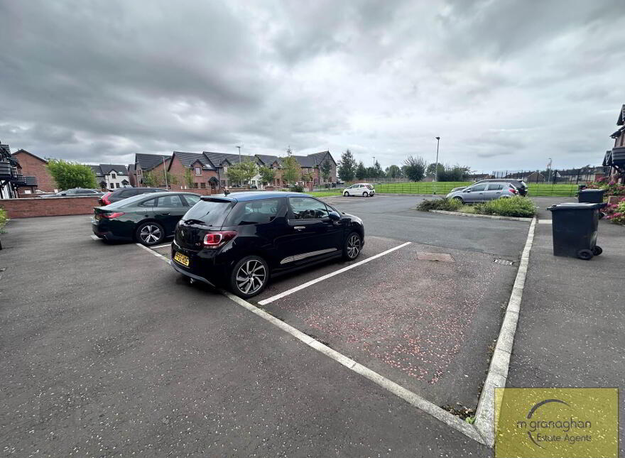 5 Willow Park, Dunmurry, Belfast, BT17 9RF