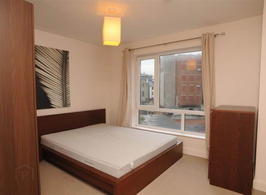Apt 303 College Central, 4 College Avenue, Belfast, BT1 6BB