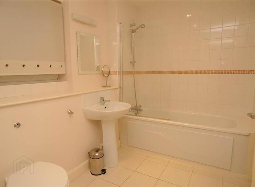 Apt 303 College Central, 4 College Avenue, Belfast, BT1 6BB