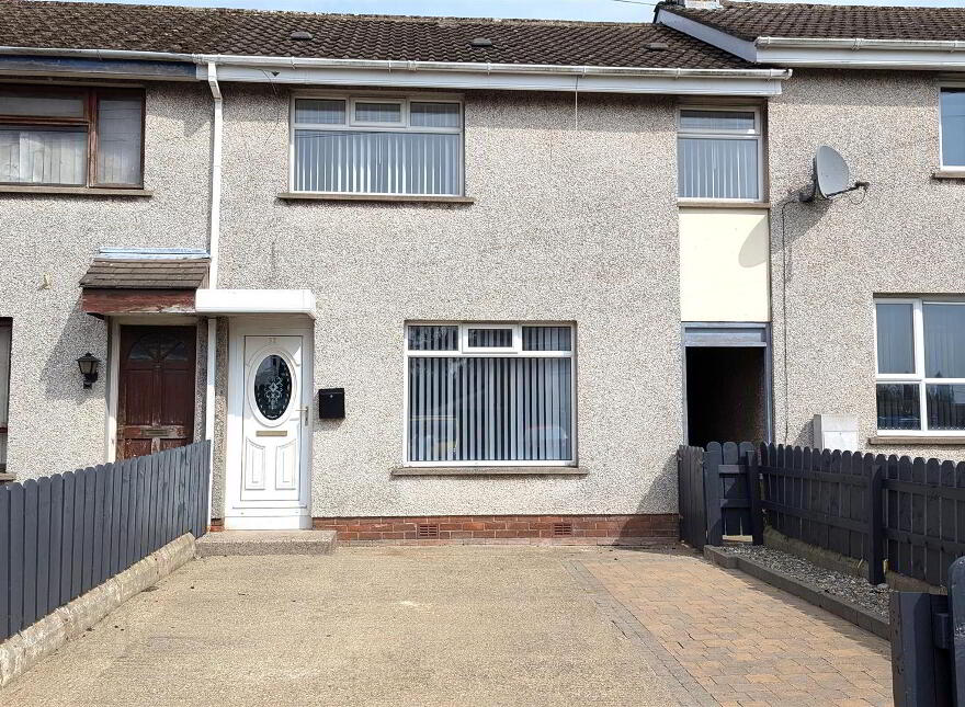 32 Hollowburn Road, Antrim, BT41 1NQ photo