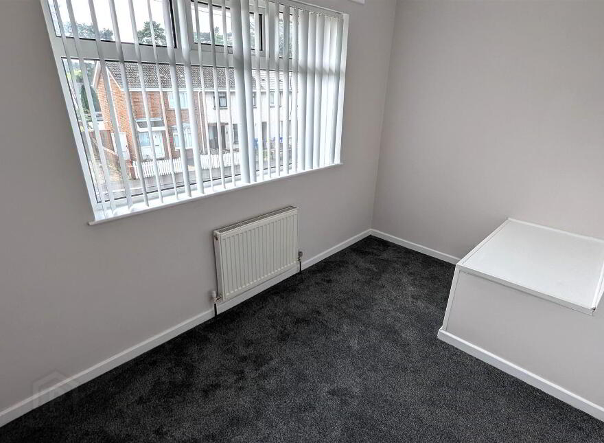 32 Hollowburn Road, Antrim, BT41 1NQ