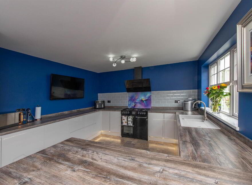 10 Cathedral Park, Downpatrick, BT30 6GF