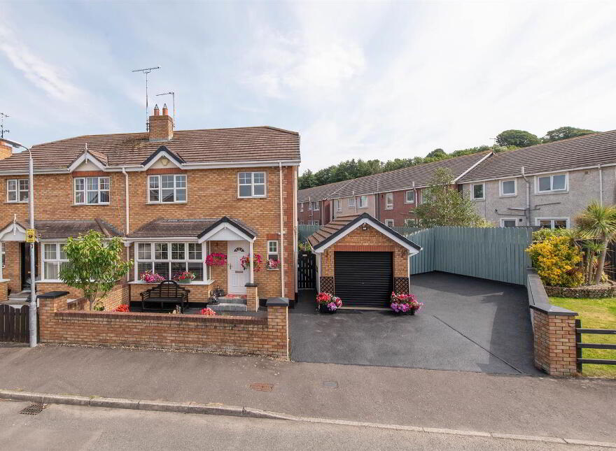 10 Cathedral Park, Downpatrick, BT30 6GF