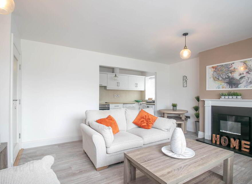 Apt 12, Palm Court, Arvagh, H12R7T8