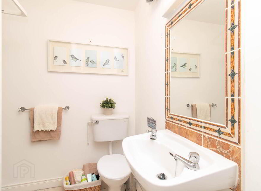 Apt 12, Palm Court, Arvagh, H12R7T8
