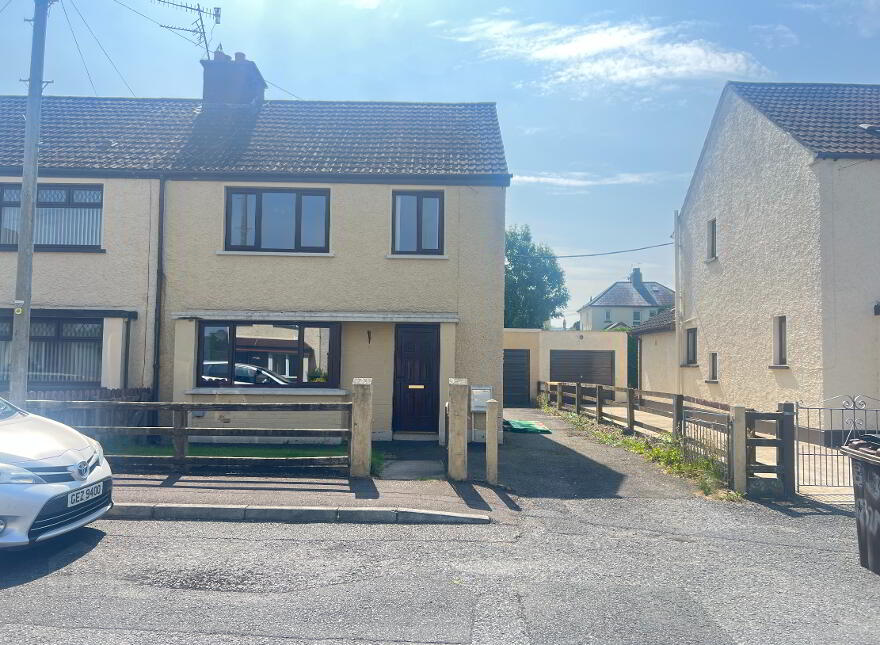 5 Brookville Crescent, Bessbrook, Newry, BT35 7BD