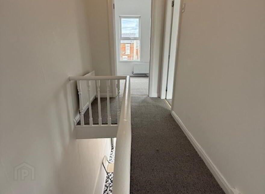 25 Elmdale, Bloomfield, Belfast, BT5 5BX