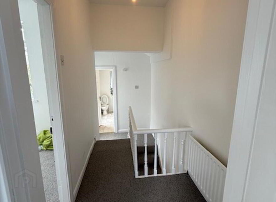 25 Elmdale, Bloomfield, Belfast, BT5 5BX