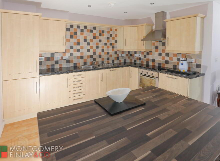 14 Oakhill Avenue, Enniskillen, BT74 4EA