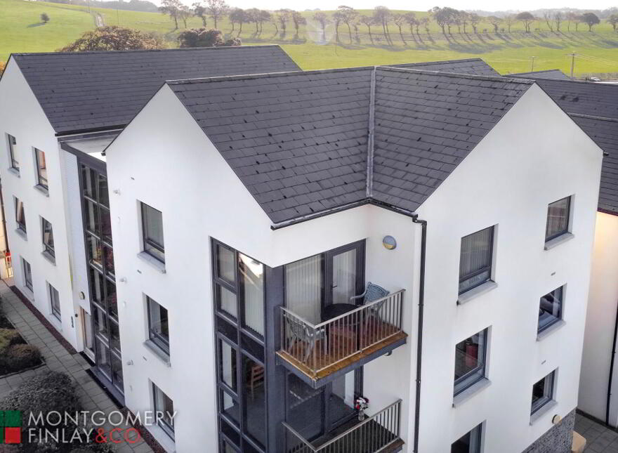 14 Oakhill Avenue, Enniskillen, BT74 4EA