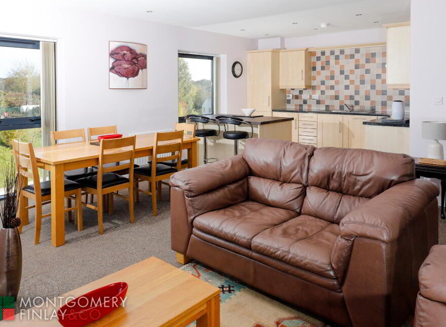 14 Oakhill Avenue, Enniskillen, BT74 4EA