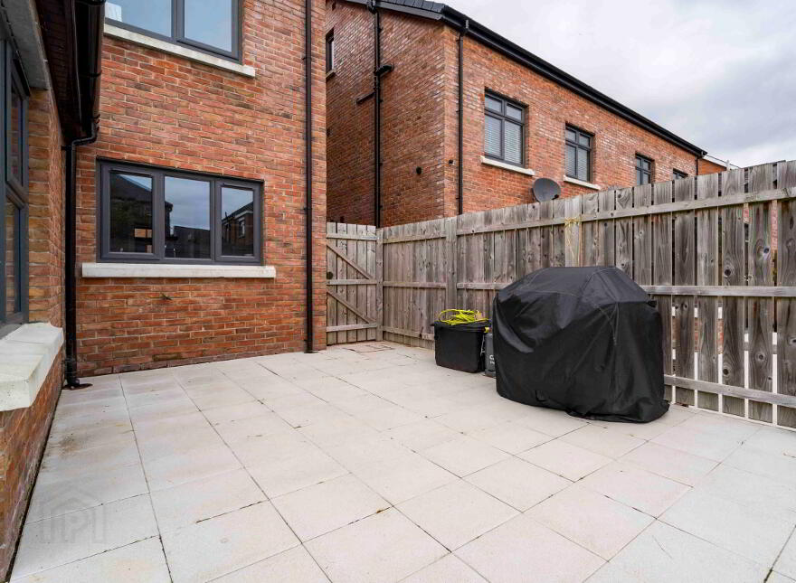 30 Ormonde Gardens, Belfast, BT6 9FL