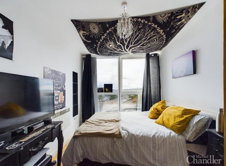 11.05 Obel Tower, Donegall Quay, Belfast, BT1 3NH