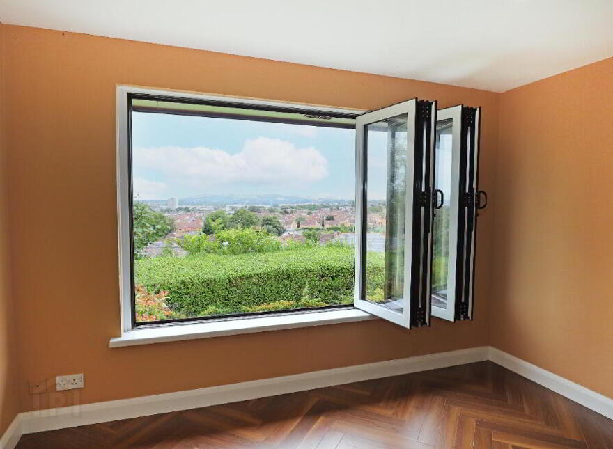 22 Drumkeen Court, Belfast, BT8 7TU