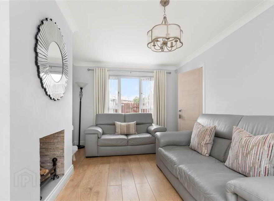 10 Larne Street, Ballymena, BT42 3AJ