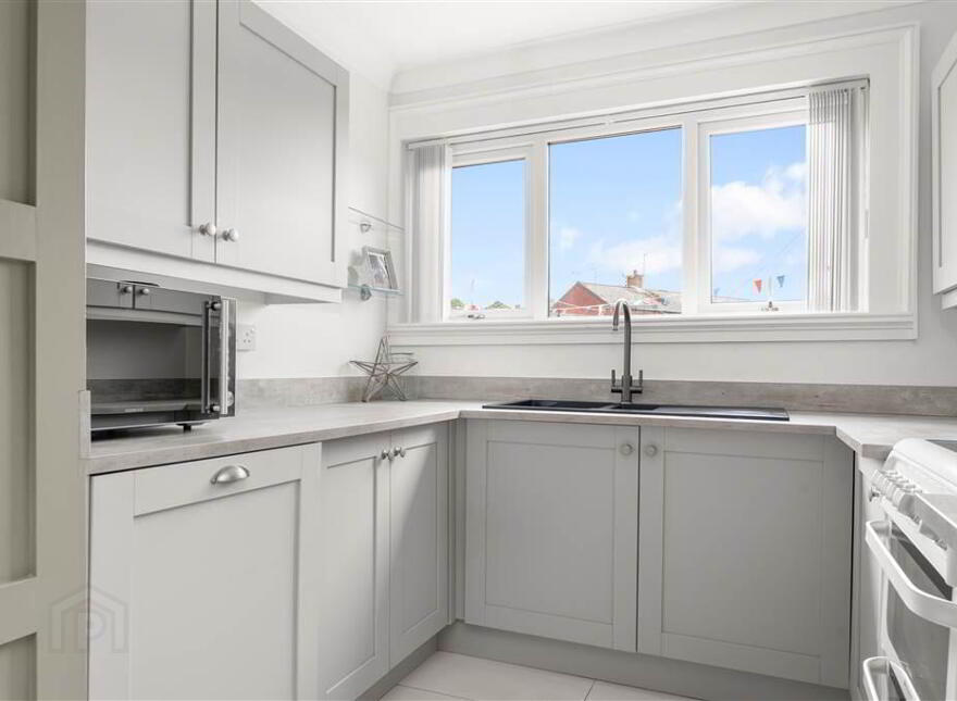 10 Larne Street, Ballymena, BT42 3AJ