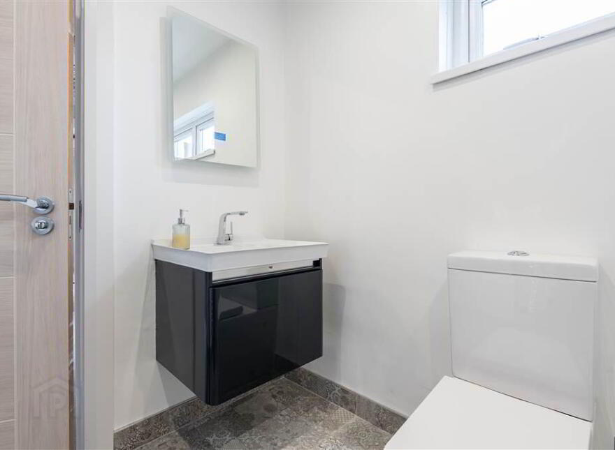 10 Larne Street, Ballymena, BT42 3AJ