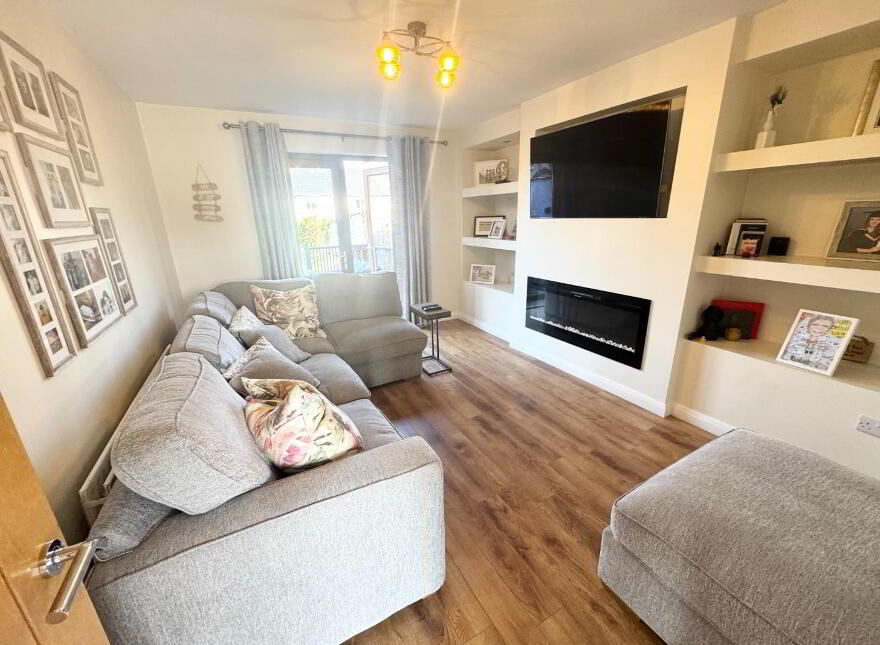 19 Shantallow Avenue, Grainan, Derry, BT48 7UB