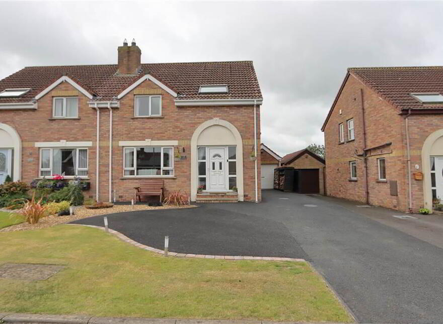 15 The Spires Crescent, Killinchy, BT23 6UQ
