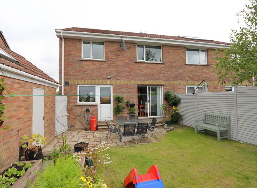 15 The Spires Crescent, Killinchy, BT23 6UQ