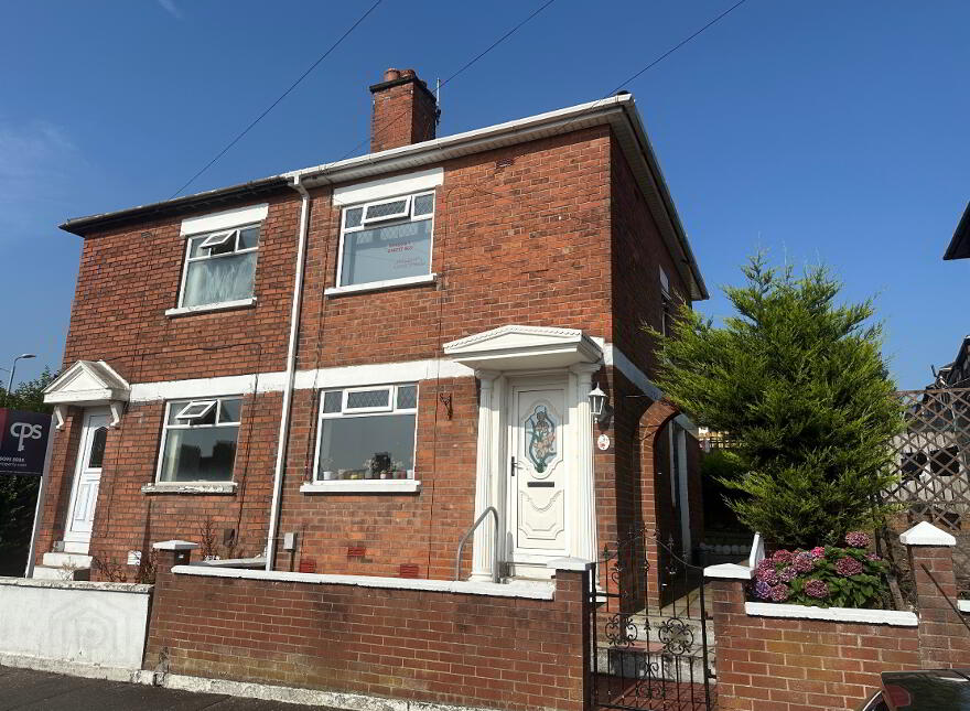 83 Ainsworth Drive, Belfast, BT13 3EL