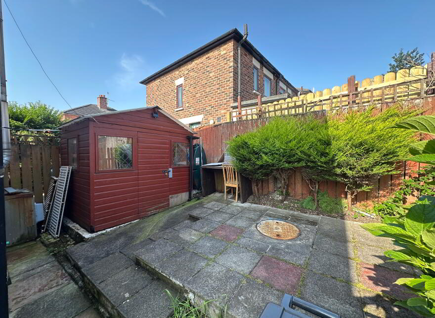 83 Ainsworth Drive, Belfast, BT13 3EL