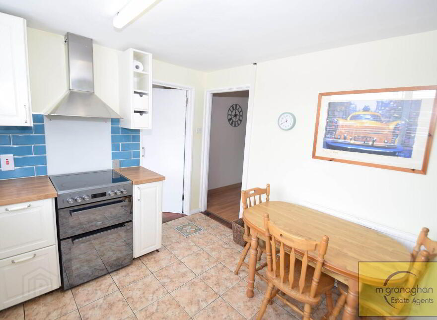 28 Juniper Park, Twinbrook, Belfast, BT17 0BB