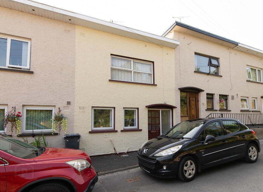 4 Mount Eden, Ballynahinch, BT24 8DL photo