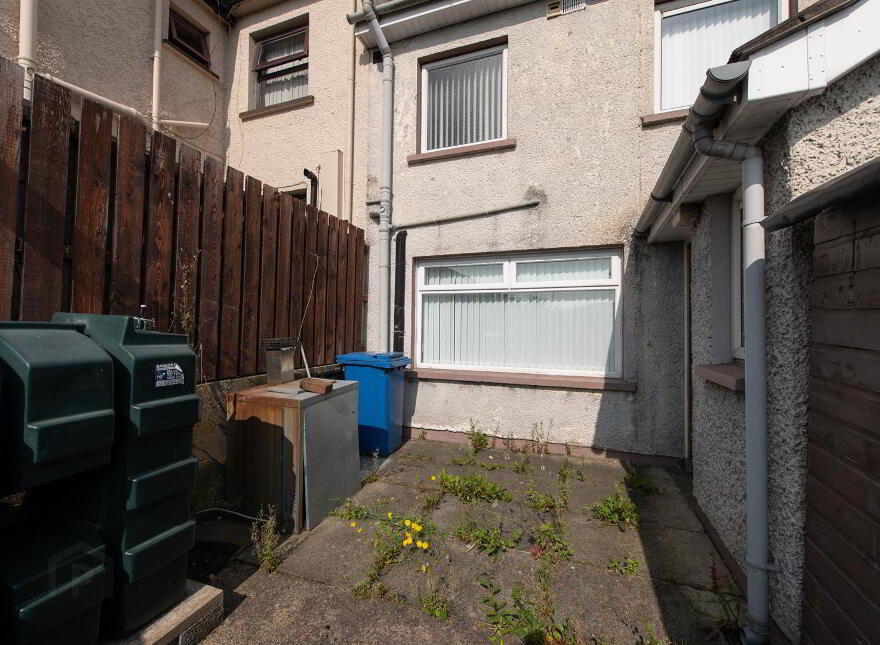 4 Mount Eden, Ballynahinch, BT24 8DL