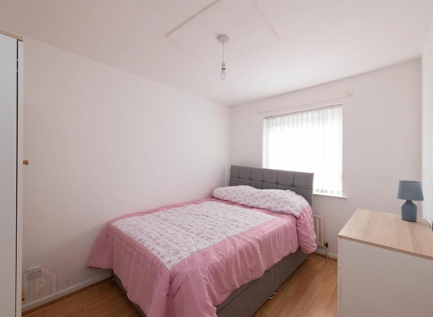 4 Mount Eden, Ballynahinch, BT24 8DL