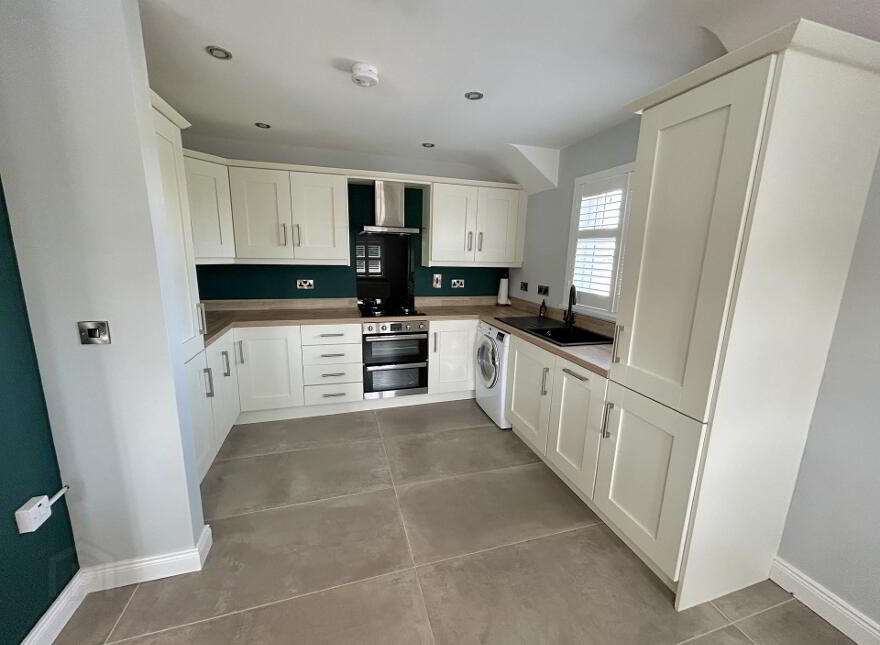 10c St Patricks Avenue, Coleraine, BT52 1HZ