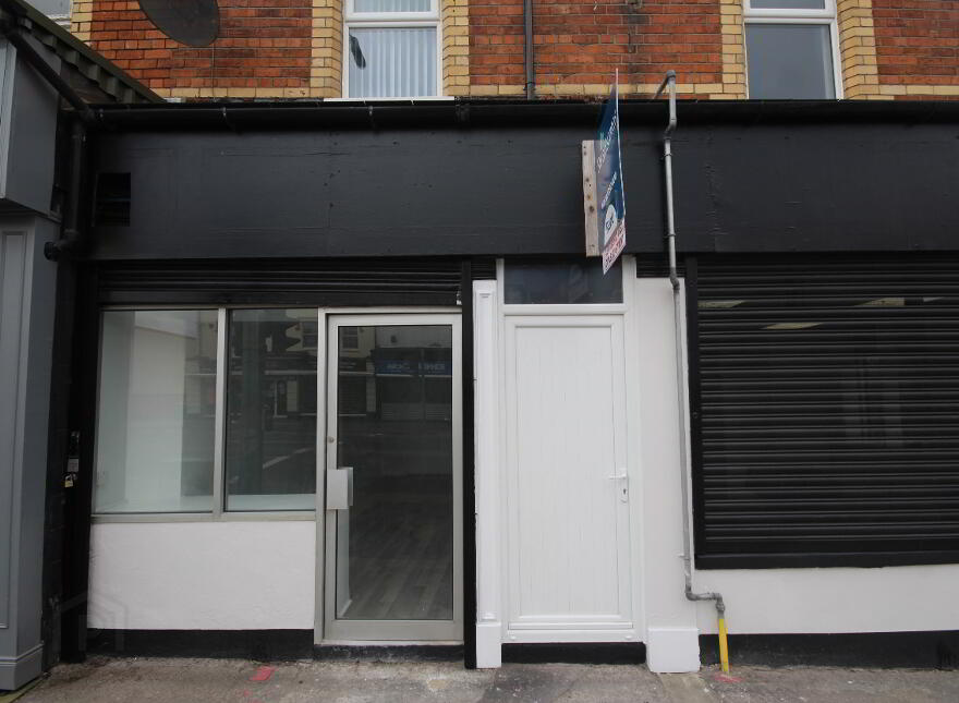 73 Castlereagh Road, Belfast, BT5 5FD photo