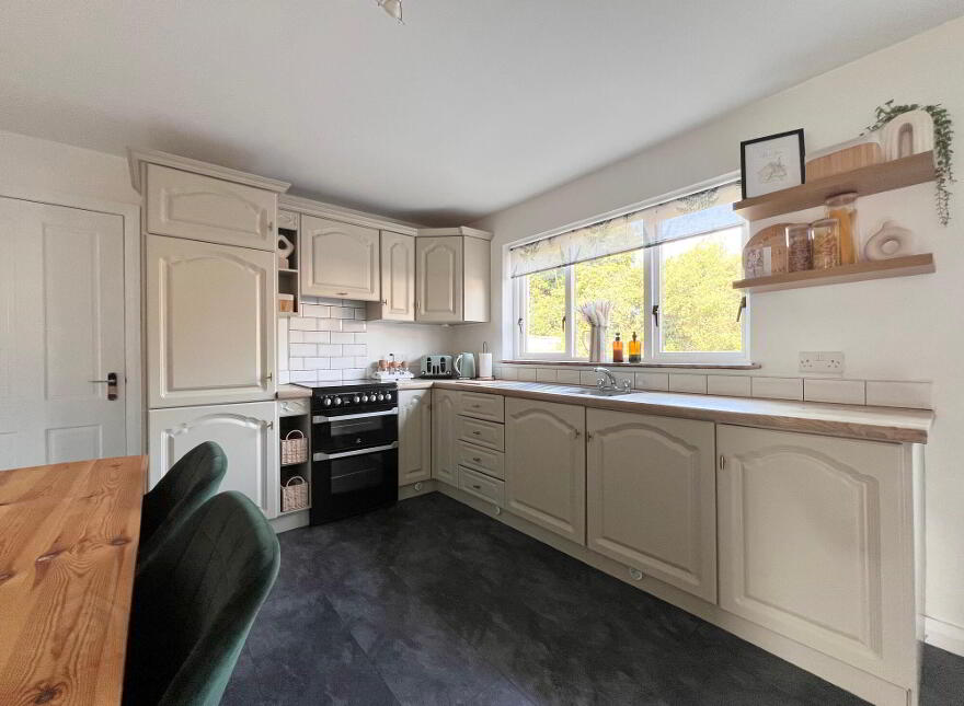 5 Manor Place, Magherafelt, BT45 6QH