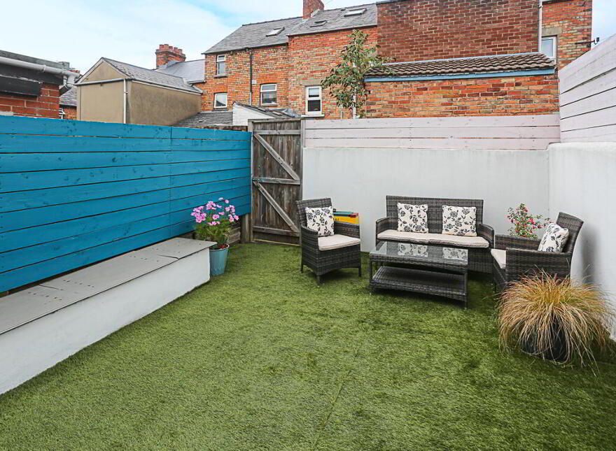 52 Park Drive, Holywood, BT18 9LW