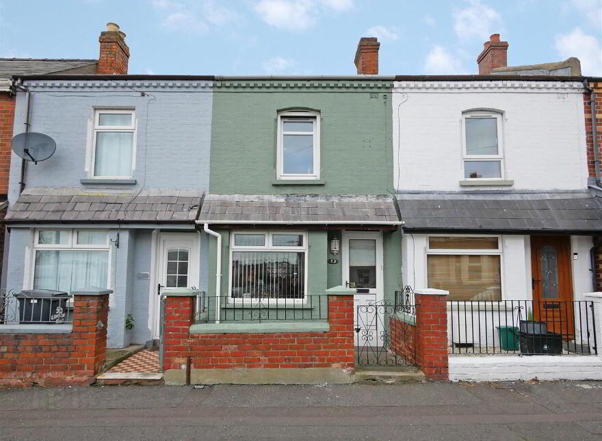 53 London Road, Off Ravenhill / Woodstock Road, Belfast, BT6 8EZ