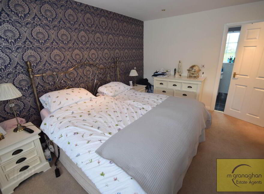 11 Hawthorn Hill, Hannahstown, Belfast, BT17 0NX