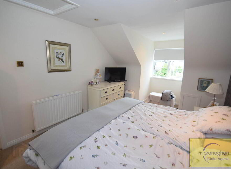 11 Hawthorn Hill, Hannahstown, Belfast, BT17 0NX