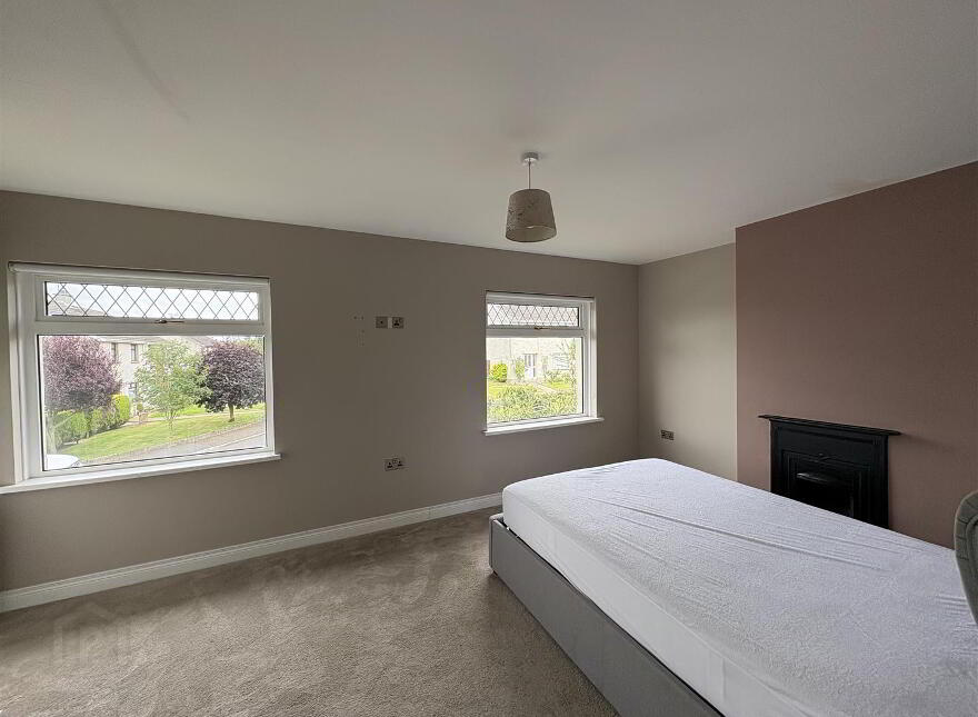 8 Wallace Park, Lisbane, Comber, BT23 6AP