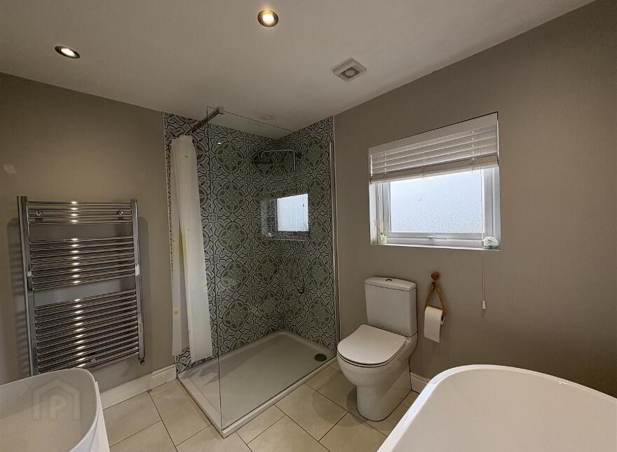 8 Wallace Park, Lisbane, Comber, BT23 6AP