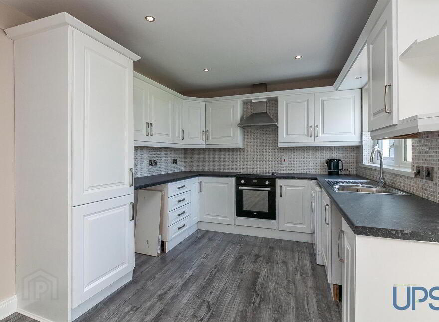278 Lagmore Meadows, Stewartstown Road, Belfast, BT17 0TJ