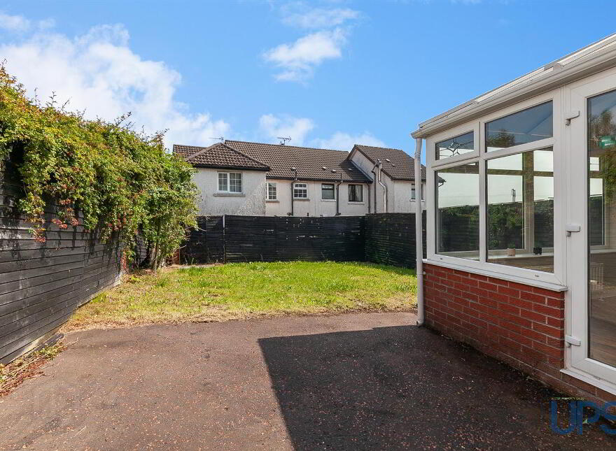 278 Lagmore Meadows, Stewartstown Road, Belfast, BT17 0TJ